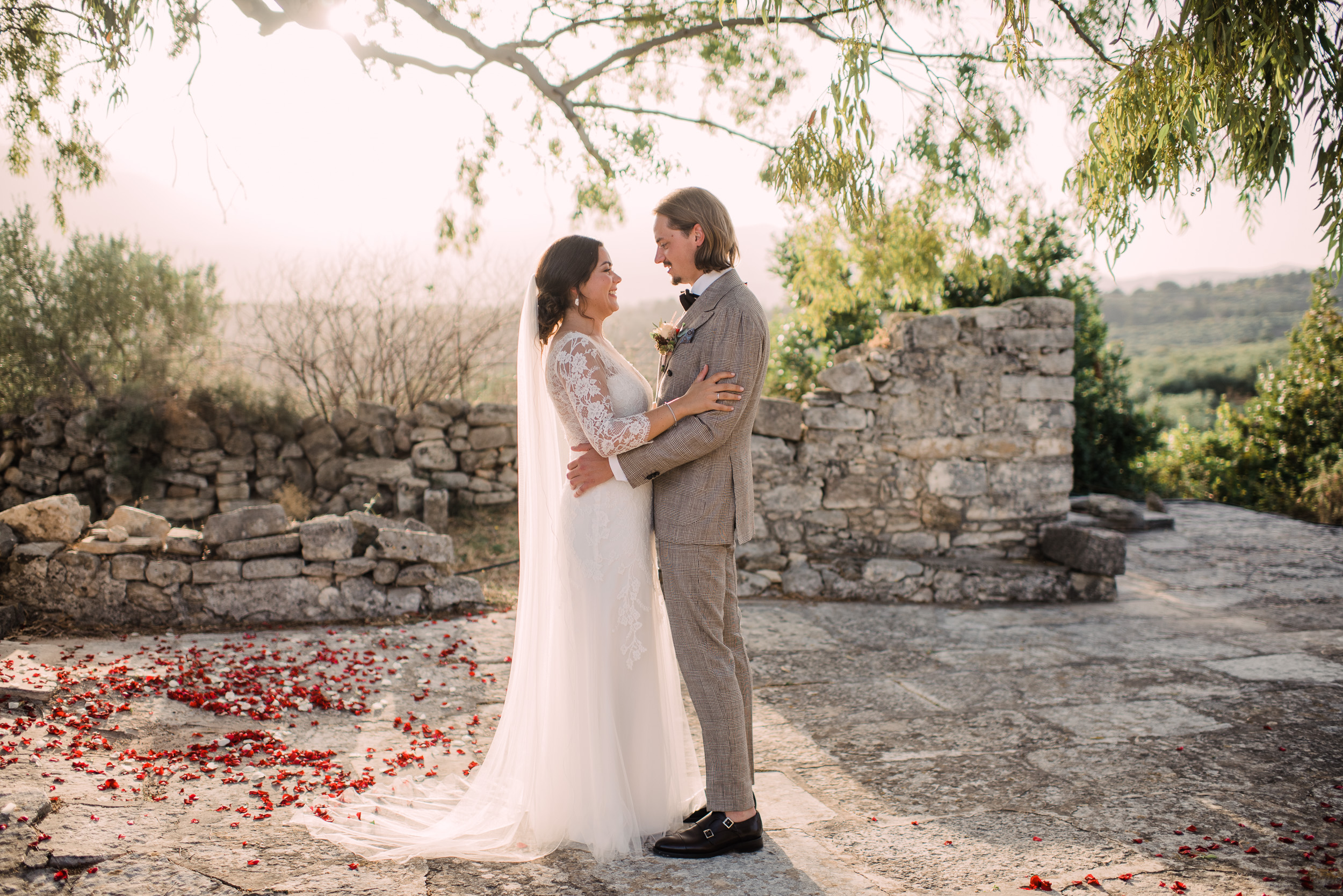 Elopements - Wedding Photographer